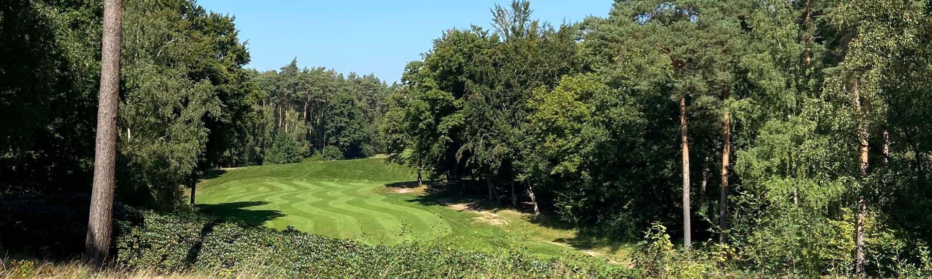 18 holes baan